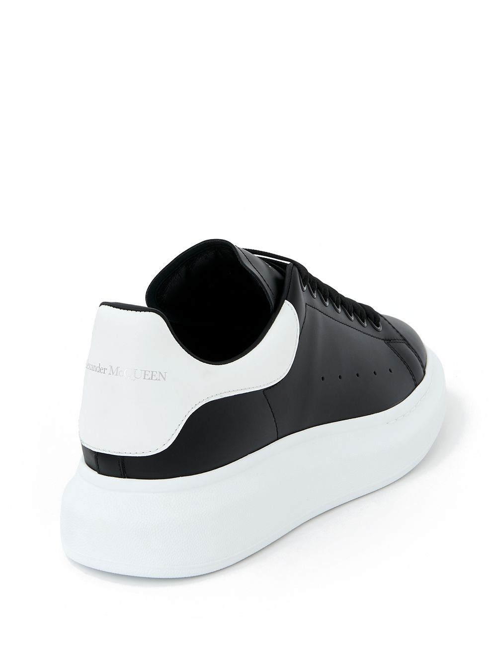Alexander McQueen Baskets à semelle oversize noir/blanc