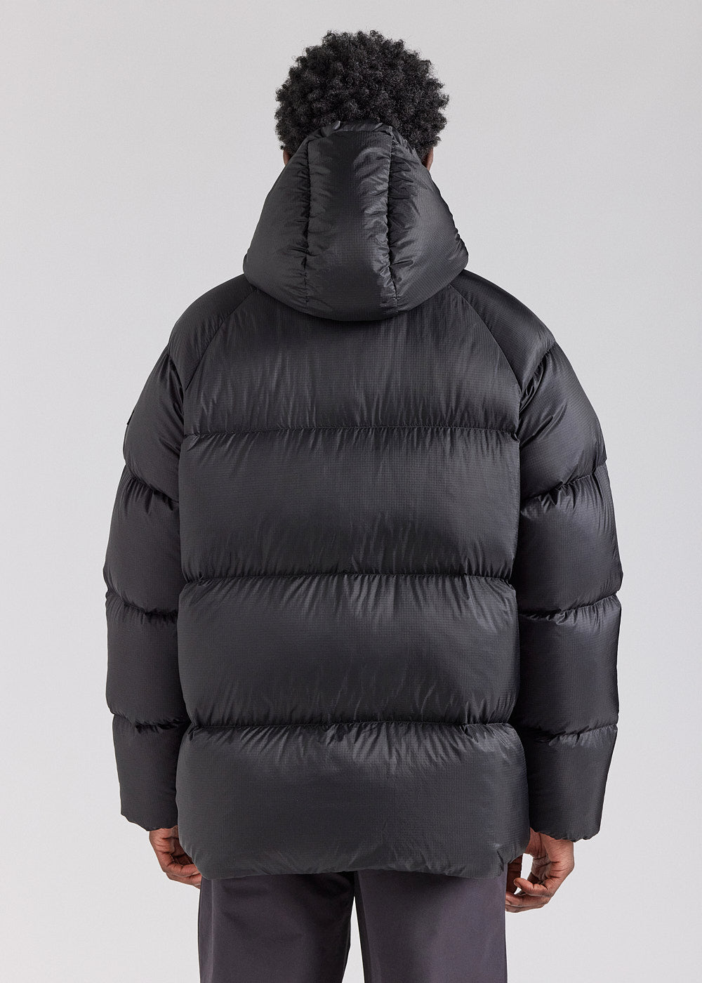 Doudoune technique à capuche pour homme Pyrenex Stellar noire