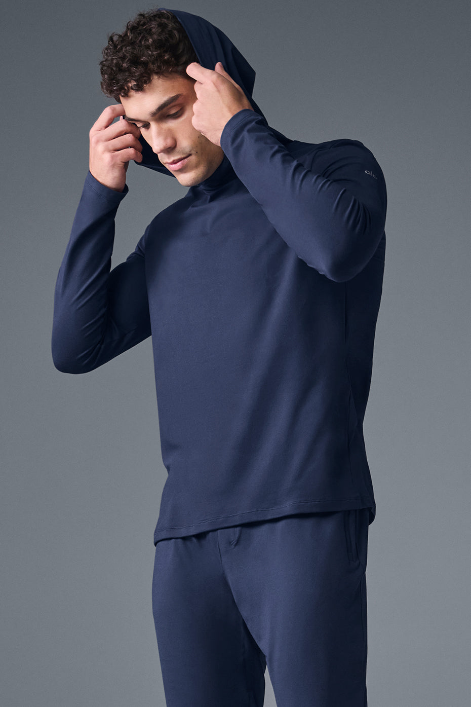 Conquer Reform Long Sleeve With Hood - Navy
