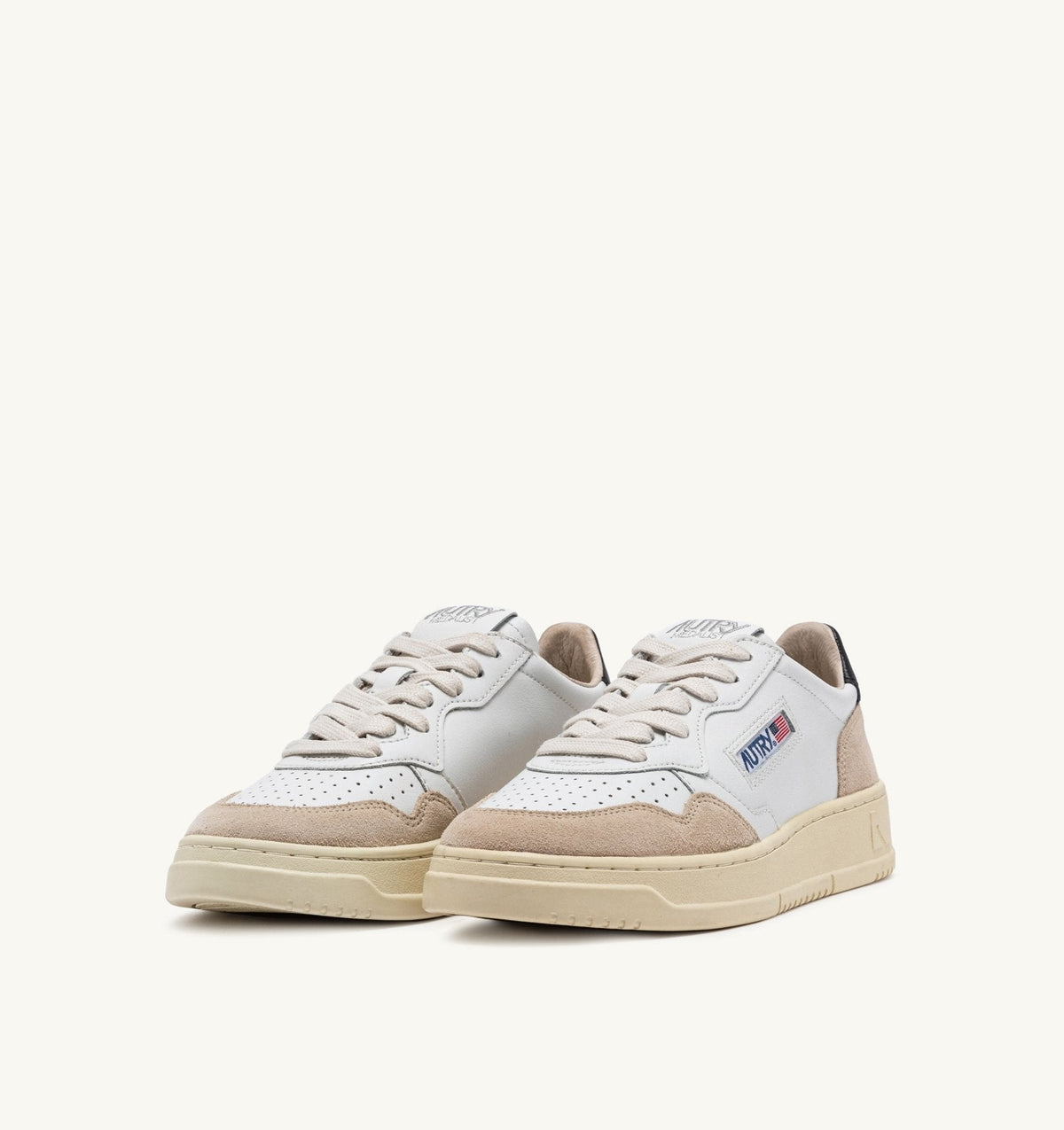 AUTRY - BASKETS MEDALIST LOW EN CUIR BLANC ET NOIR ET DAIM BEIGE